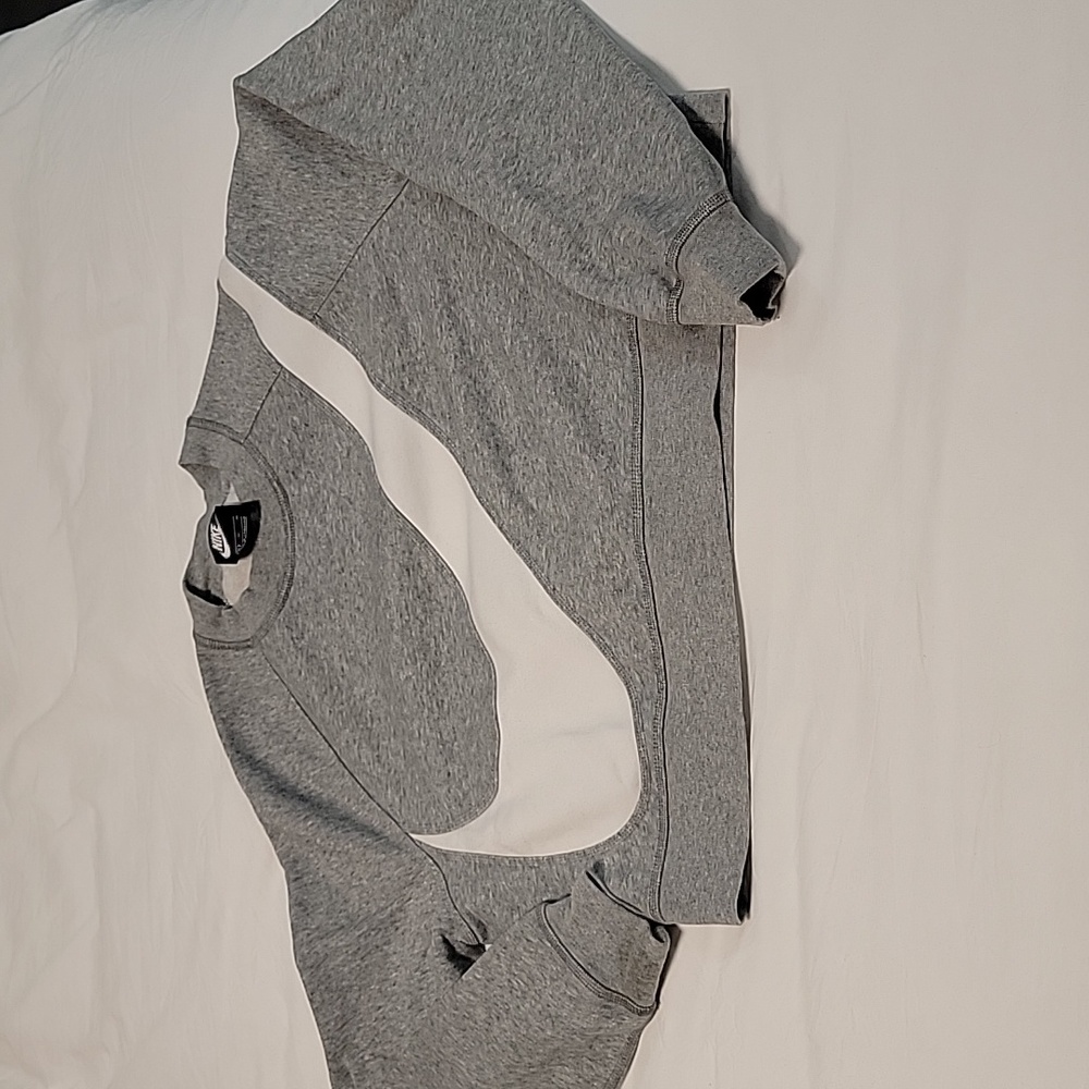 Nike Cropped Swearer